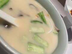 浓汤丝瓜野山菌-俏江南天津时尚曲艺主题餐厅(马场道店)