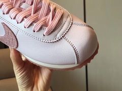 -NIKE品牌体验店(北京蓝色港湾店)