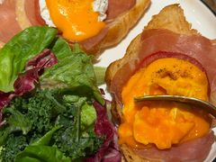 -Common Table · Brunch & Coffee