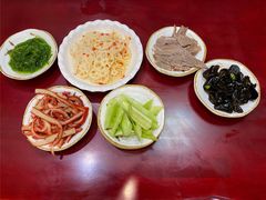 -金杨拉面王小吃面馆·牛三宝面·红烧牛肉粉