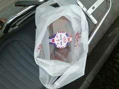 -红宝石·鲜奶小方·海派西点房(长阳店)