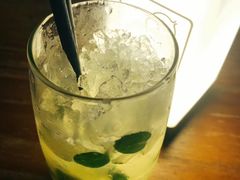 -三两三民谣咖啡清吧