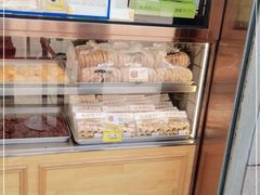 面包甜点陈列柜-鲍师傅糕点(观前街店)