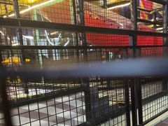 -嗨翻Hi-Fun竞技主题乐园·蹦床亲子生日轰趴(国光1937店)