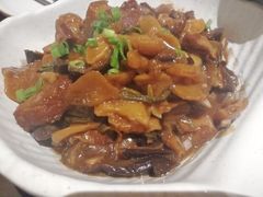-梧桐树下(云锦世家店)