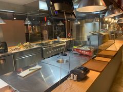 自助取餐区-日进一片海.生腌海鲜火锅.宵夜烧烤(三里屯总店)
