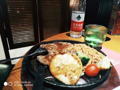 -绿茵阁西餐厅(中央广场店)