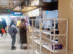面包甜点陈列柜-麦当劳(中山公园龙之梦店)