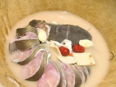 -老福耶小草帽石锅鱼(奥体店)