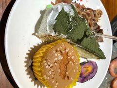 -韩大地海鲜自助烧烤城(黄兴路步行街店)