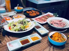 拌蔬菜-明洞阿姨·韩式酱蟹烤肉·创意料理(三元桥店)