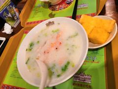 -海口骑楼小吃街