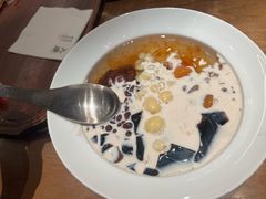 -RUXU入续糖水铺与包(卓悦中心店)