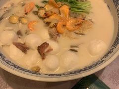 极品鱼头皇-山外山菜馆(玉泉路店)