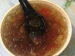 -汕头街养生糖水铺
