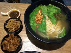 -桂在香知桂林米粉(红博中央公园店)