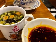 八宝茶-炉小二铜锅牛蛙•川湘菜(三里屯店)