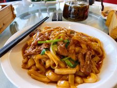 湿炒牛河-柳州宾馆-云霄阁·旋转餐厅