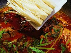 -喇喇排骨火锅·传统韩式脊骨汤(望京西园总店)