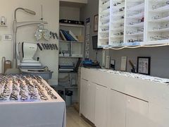 -天空之镜眼镜店蔡司依视路授权店(天通苑店)