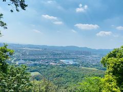-灵岩山风景区