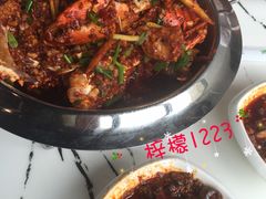 -凤凰路何眼镜香辣蟹(花果园店)