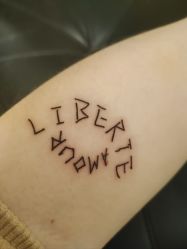-越域刺青
