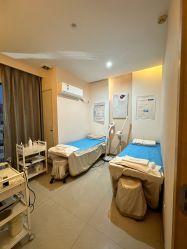 -成都苗方清颜专业祛痘