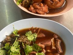 -Kha Mu Charoensang(Silom)