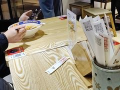 -魔都三兄弟酸辣粉·蘸卤炸串(虹桥万科店)