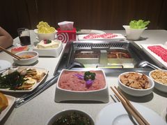 -海底捞火锅鲜切牛肉主题店(长寿路店)