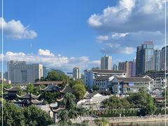 -包整·丝娃娃(一览甲秀楼风景店)