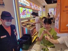 -哈哈碳都·牛肋条无限自助烤肉(宝龙店)