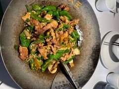 -费大厨辣椒炒肉(高铁吾悦广场店)