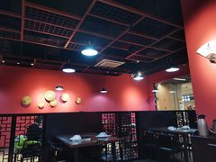 -虾弄弄海派小龙虾·牛羊蝎子火锅