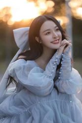 -Renee芮亦婚纱(原丽莎)