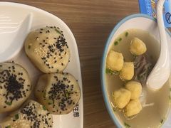 -小杨生煎(白玉兰广场店)