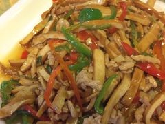 豆干肉丝-鹤乡东北菜(崮山路店)