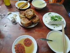 门钉肉饼-宝瑞门钉肉饼店