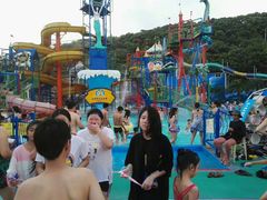 -平湖九龙山乐满地水上乐园