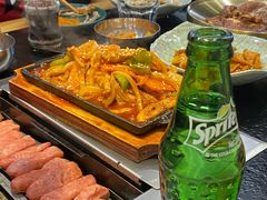 -臻牛烤肉