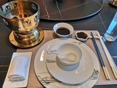 -鼎泰亨·海鲜牛肉餐厅(滨江店)