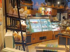 -皇冠幸福里动物奶油生日蛋糕(宗关地铁店)