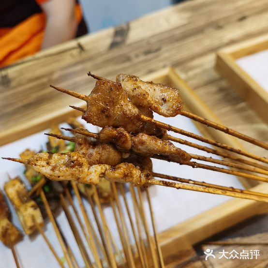 满湘烧烤(步行街店)