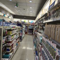 -爱婴室(上海松江景德路店)