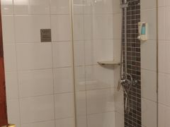 -爱舍海岸酒店(香港中路五四广场店)