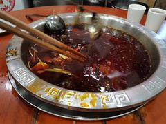 -刘胖娃鱼庄·特色肥肠鱼(杨家坪店)