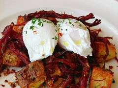 -ROAST coffee & eatery