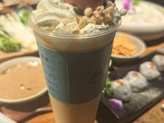 -老牌坊云南鱼豆花火锅(爱建店)