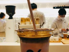 冰拿铁-% Arabica阿拉比卡咖啡(武康路店)